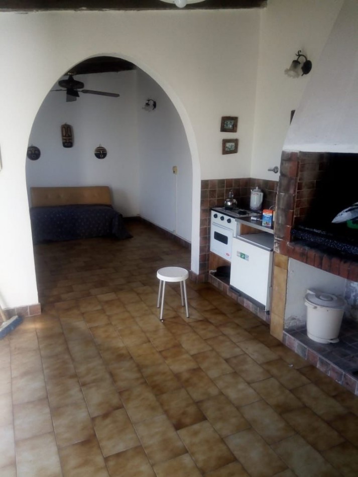 Venta de Casa 3 ambientes, Barrio 9 de julio