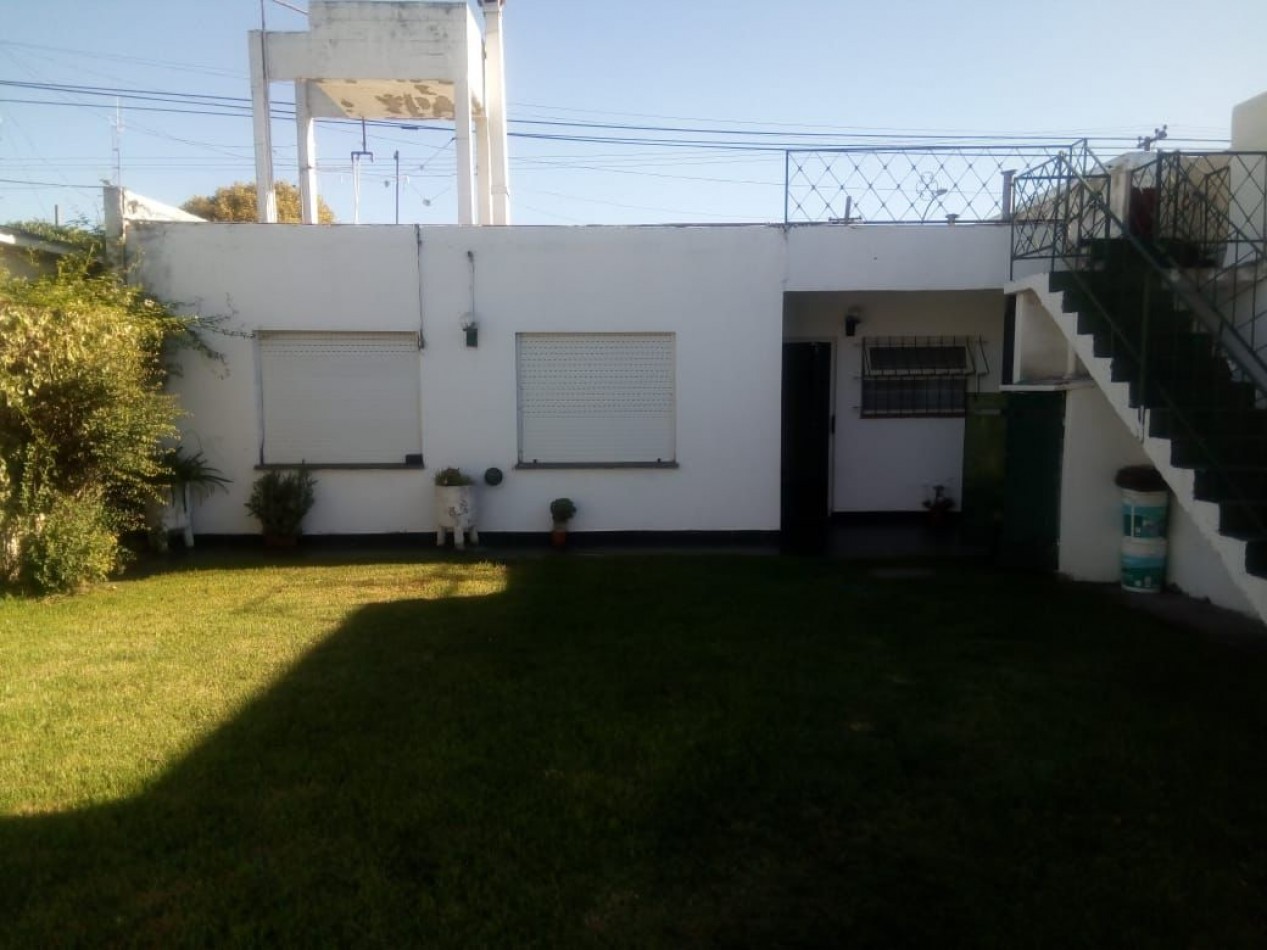 Venta de Casa 3 ambientes, Barrio 9 de julio