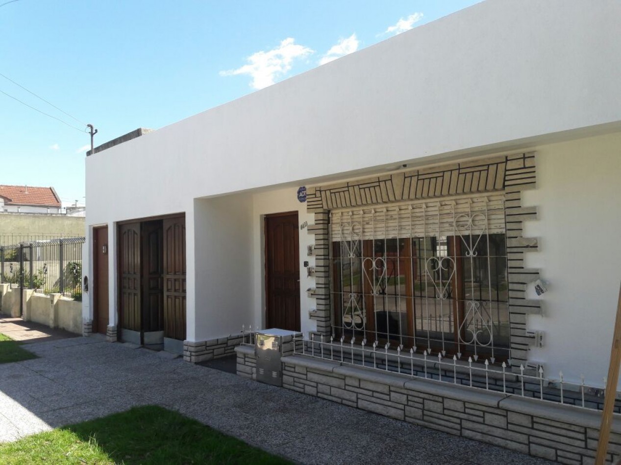 Venta de Casa 3 ambientes, Barrio 9 de julio