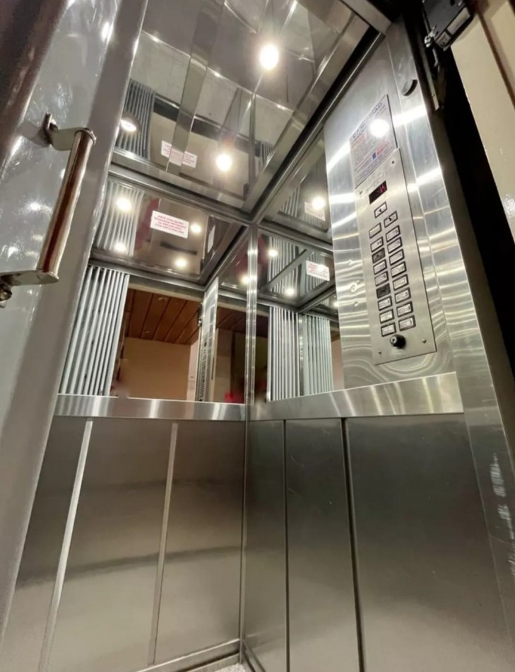 Venta de departamento de 1 ambiente y medio dividido con amplio patio