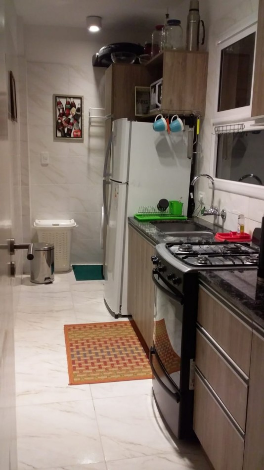 Venta de  departamendo dos ambientes con balcon y  vista al mar. 