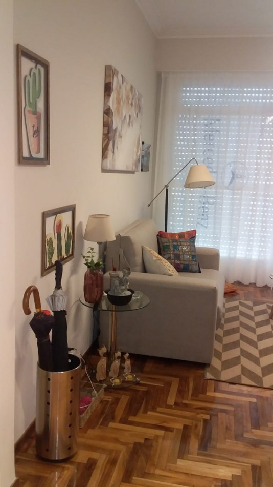 Venta de  departamendo dos ambientes con balcon y  vista al mar. 