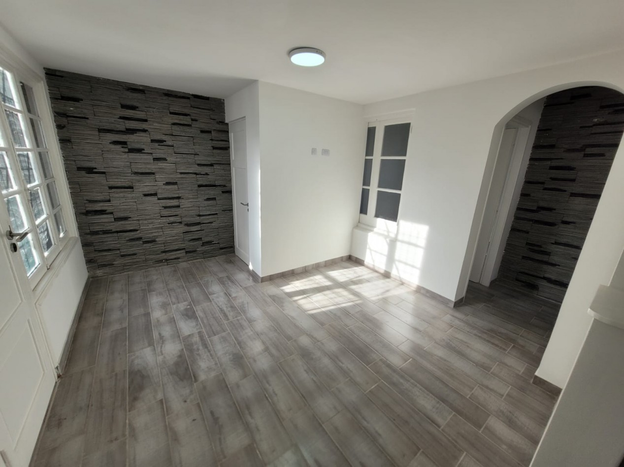 Venta de departamento de PH  3 ambientes. Reciclado