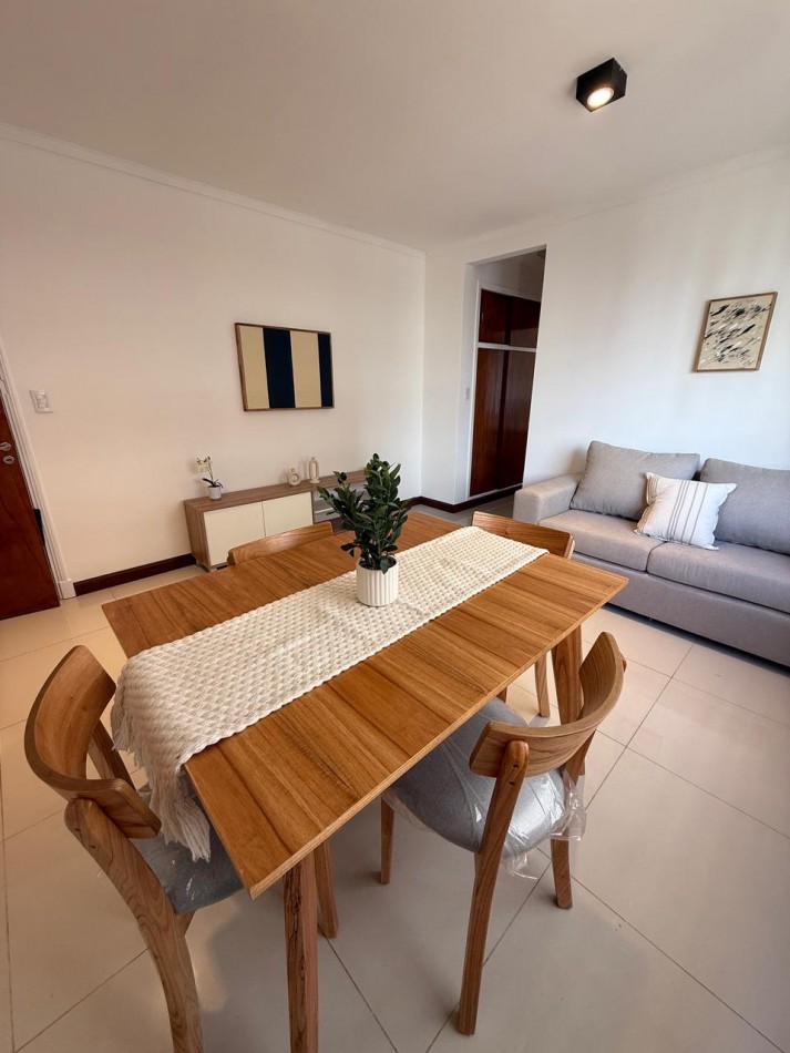 Venta de departamento 2 ambientes Lateral, con vista abierta