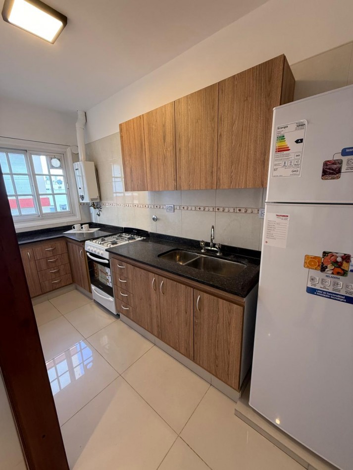 Venta de departamento 2 ambientes Lateral, con vista abierta