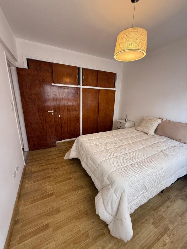 Venta de departamento 2 ambientes Lateral, con vista abierta