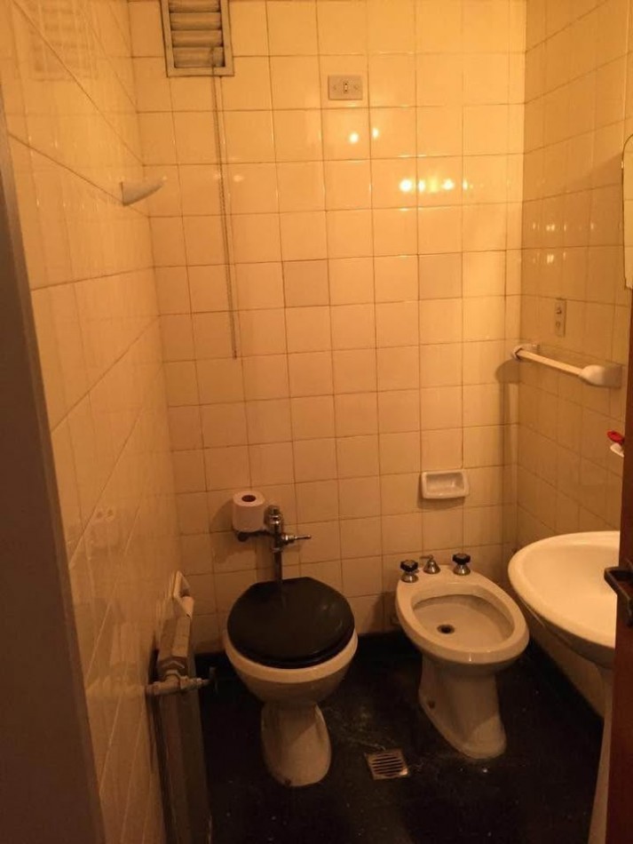 Venta de piso cuatro ambientes, con vista panoramica.