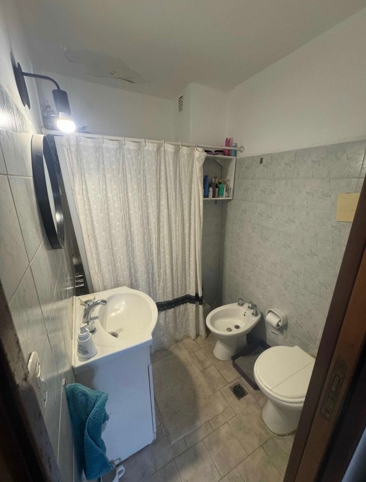 Venta de departamento monoambiente. Balcon saliente. Barrio Don Bosco