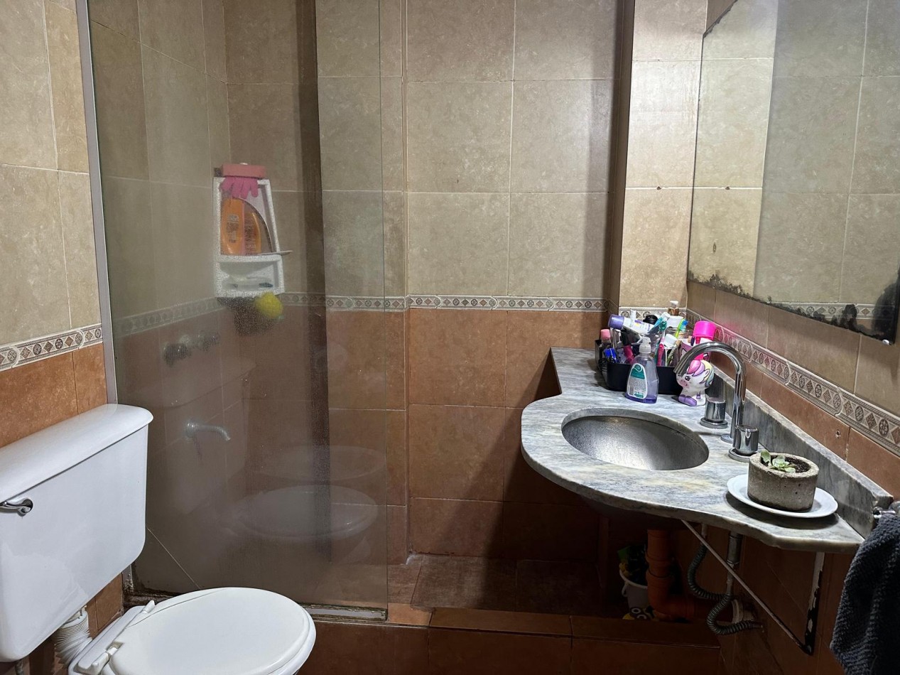 Venta de departamento cuatro ambientes con balcon terraza y vista abierta - San Carlos