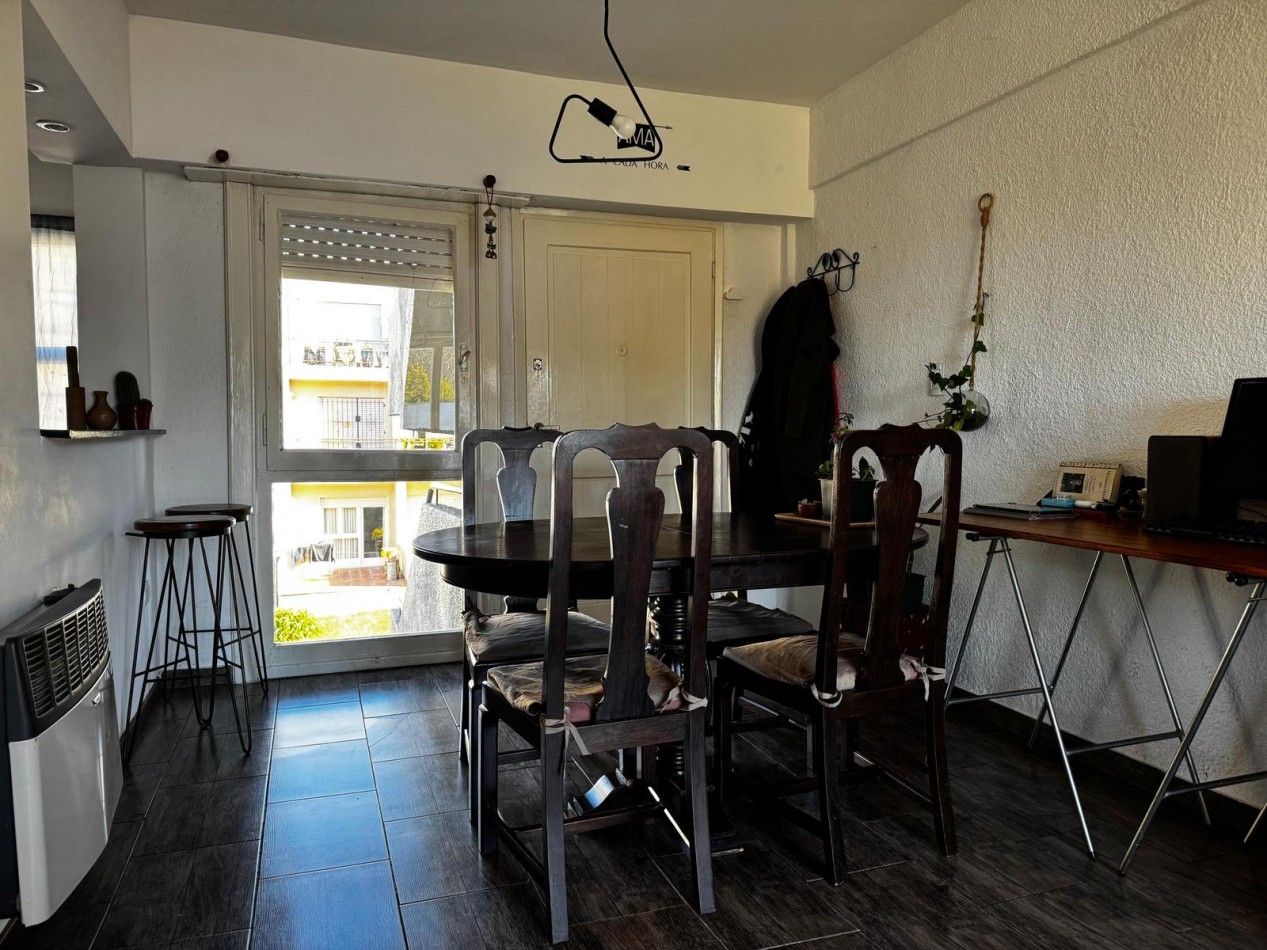 Venta de departamento cuatro ambientes con balcon terraza y vista abierta - San Carlos