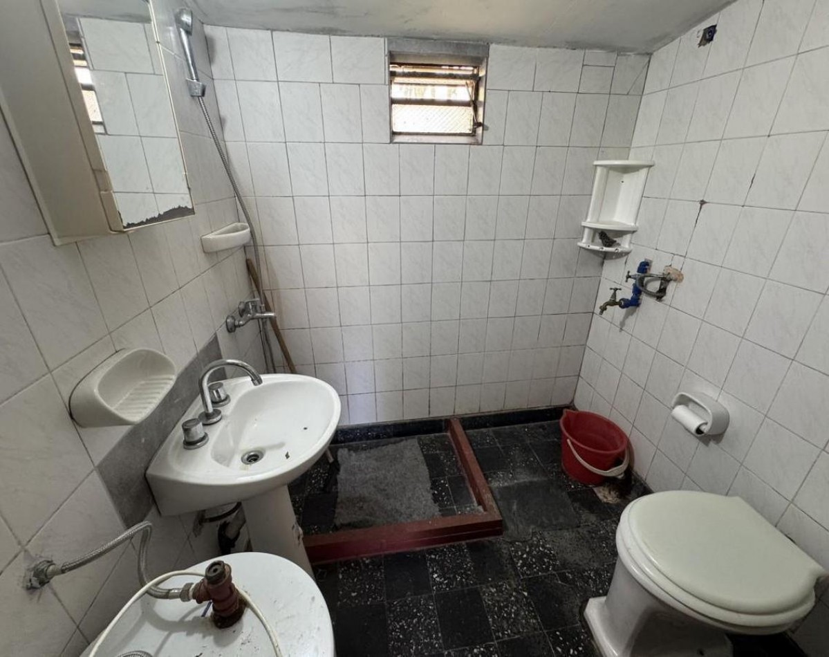 Venta de dos casas en un mismo terreno con todos los servicios. OPORTUNIDAD UNICA