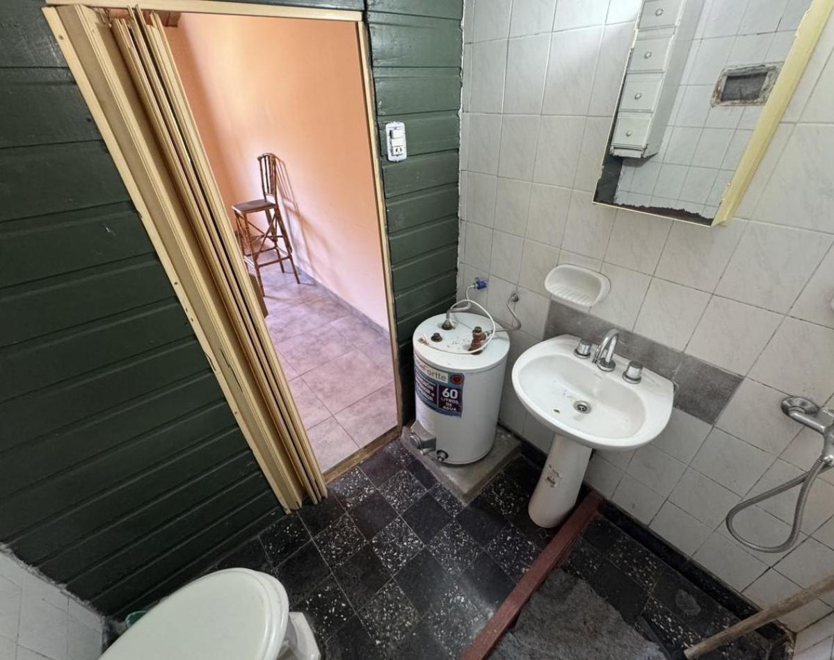 Venta de dos casas en un mismo terreno con todos los servicios. OPORTUNIDAD UNICA