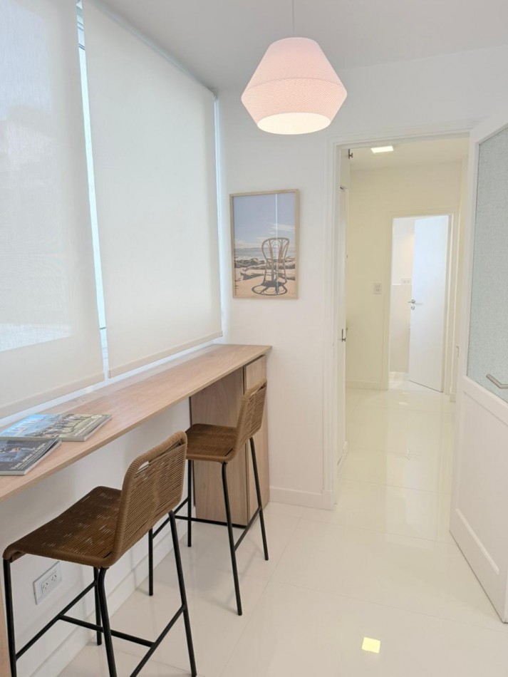 Venta departamento 3 ambientes, 68 metros + balcon. Reciclado hecho a nuevo 