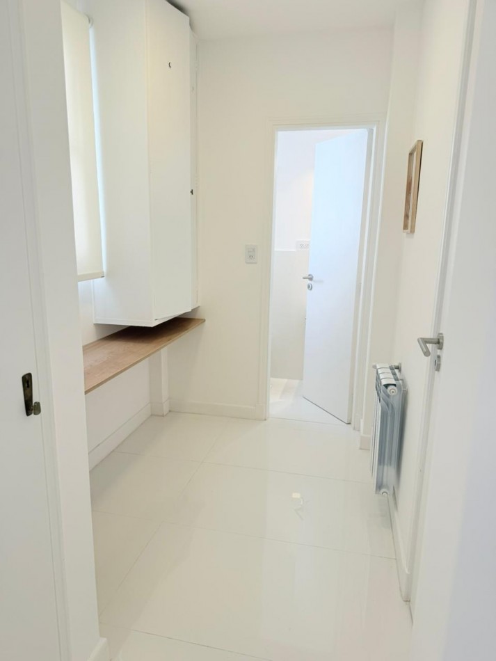 Venta departamento 3 ambientes, 68 metros + balcon. Reciclado hecho a nuevo 