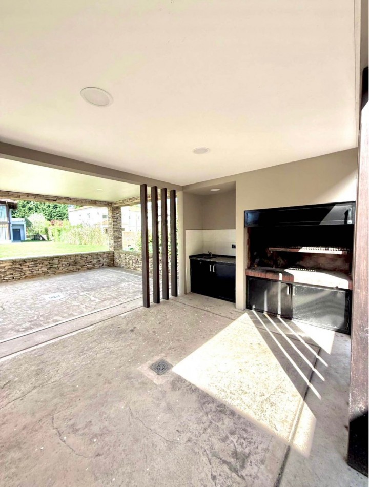 Venta de Casa en RUMENCO lote de 734 m² | Diseño, confort y verde