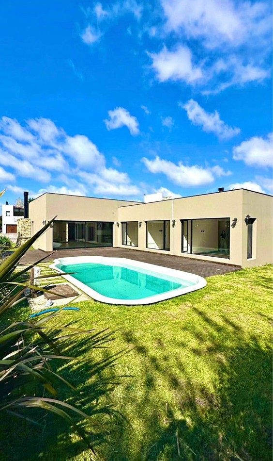 Venta de Casa en RUMENCO lote de 734 m² | Diseño, confort y verde