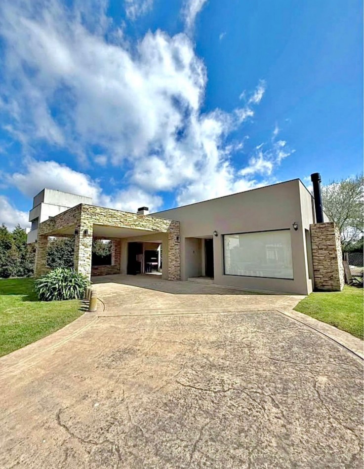 Venta de Casa en RUMENCO lote de 734 m² | Diseño, confort y verde