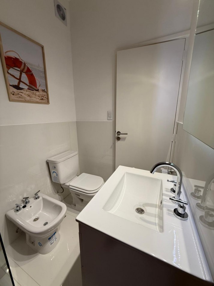 Venta de departamento 3 ambientes con dos patios. RECICLADO