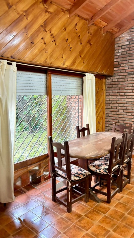 Venta de casa seis ambientes, La Lucila Del Mar