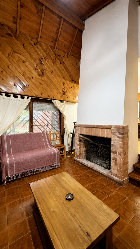 Venta de casa seis ambientes, La Lucila Del Mar