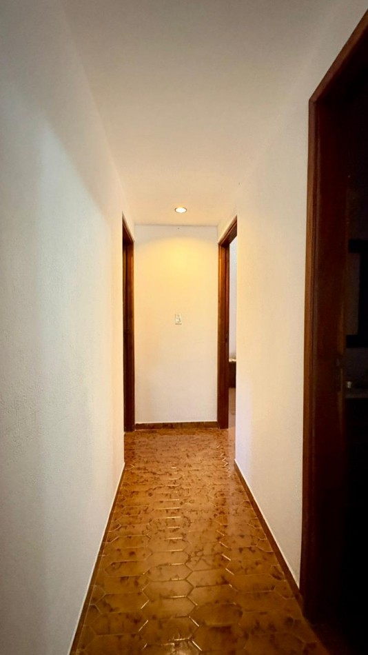Venta de casa seis ambientes, La Lucila Del Mar