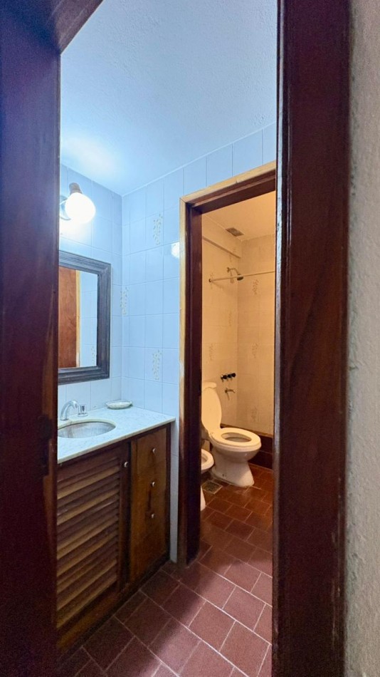 Venta de casa seis ambientes, La Lucila Del Mar