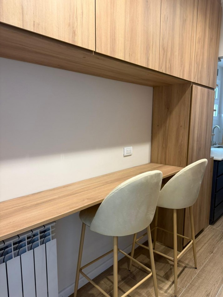 Venta Departamento 3 ambientes reciclado y amoblado a metros del mar