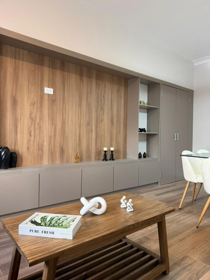 Venta Departamento 3 ambientes reciclado y amoblado a metros del mar