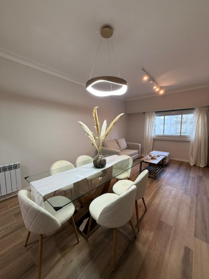 Venta Departamento 3 ambientes reciclado y amoblado a metros del mar