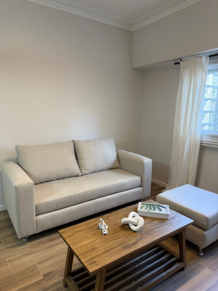 Venta Departamento 3 ambientes reciclado y amoblado a metros del mar