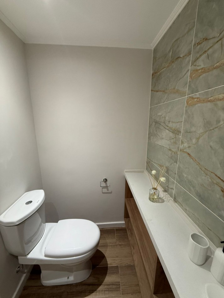 Venta Departamento 3 ambientes reciclado y amoblado a metros del mar