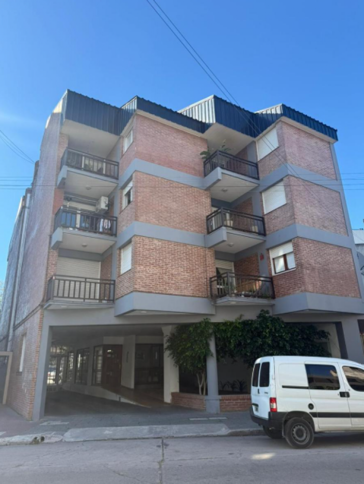 Venta de Departamento 3ambientes con terraza, cochera y amenities en Chauvin