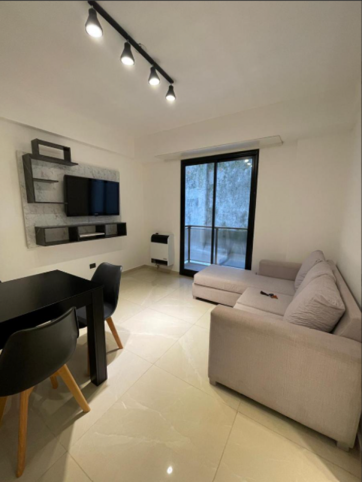 Departamento 2 ambientes reciclado con balcon | Apto credito