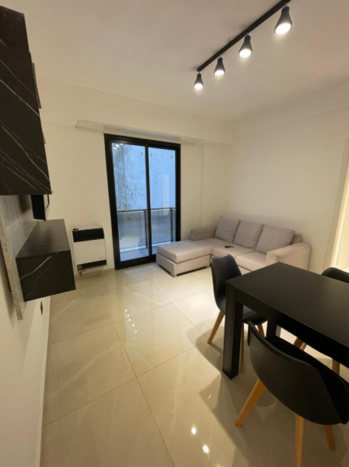 Departamento 2 ambientes reciclado con balcon | Apto credito