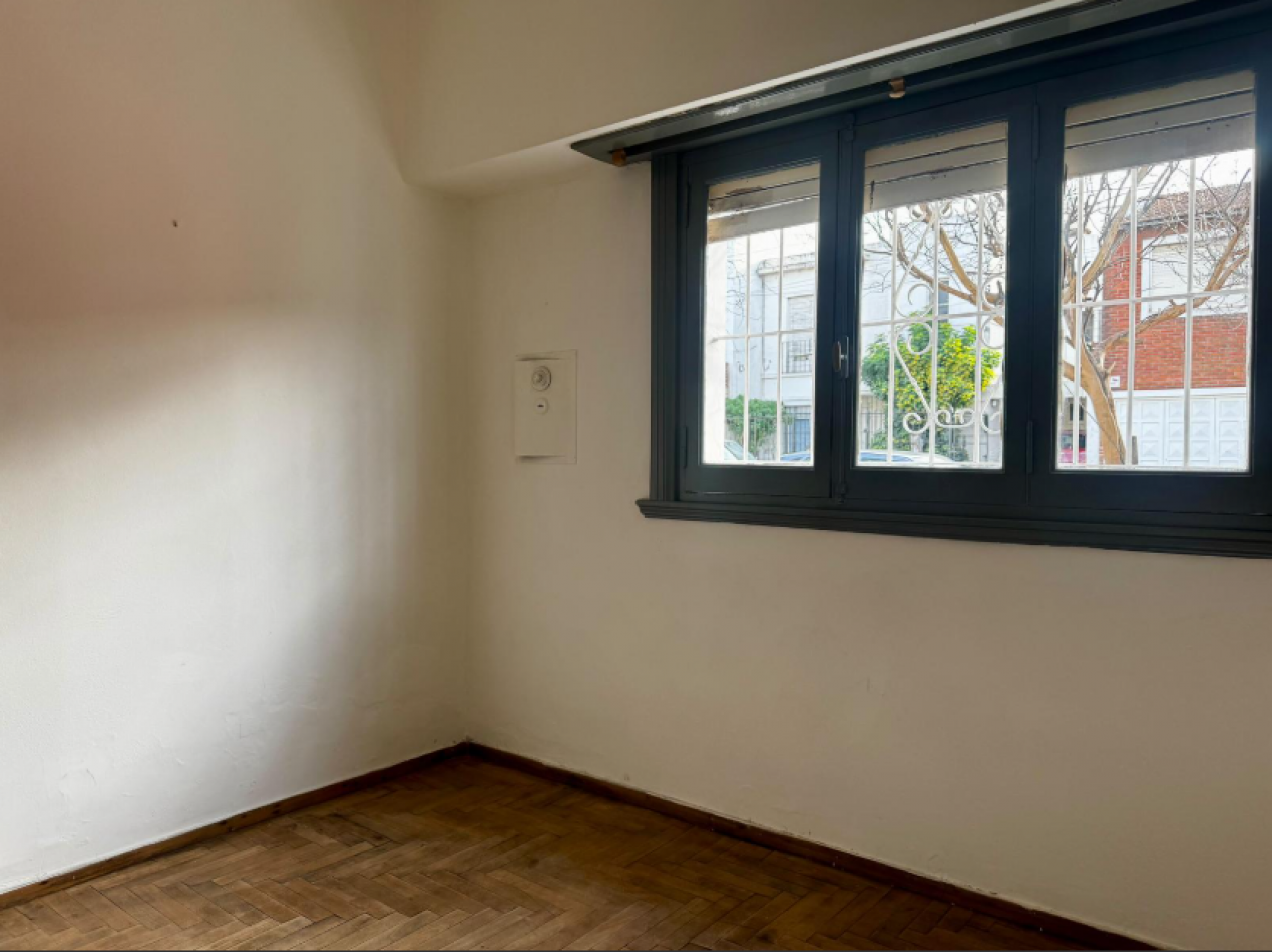RETASADO!! PH 3 Ambientes a la calle con Patio y Galpon | Dorrego 3818 | Mar del Plata