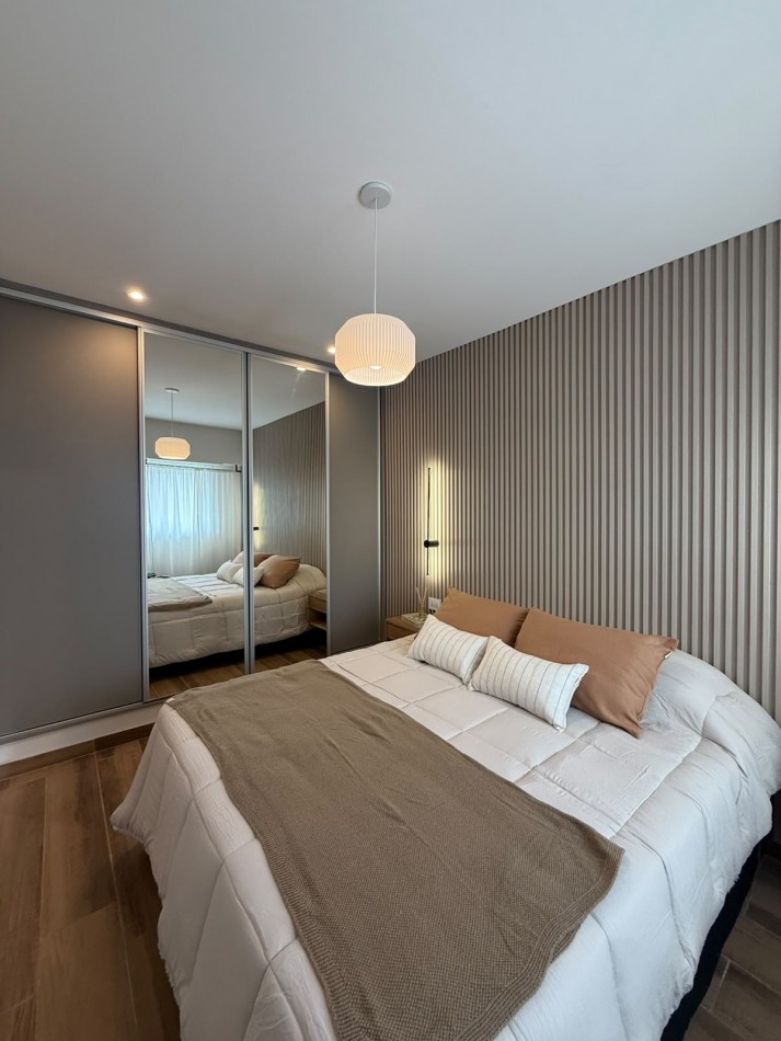 Venta Duplex 4 ambientes con cochera en Parque Luro - Apto credito