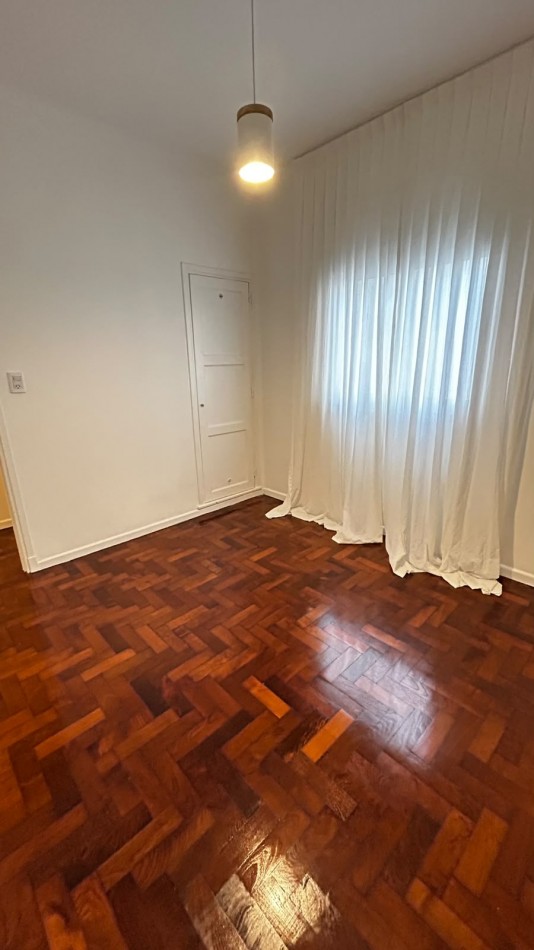 Venta de departamento 3 ambientes, al contrafrente, muy luminoso