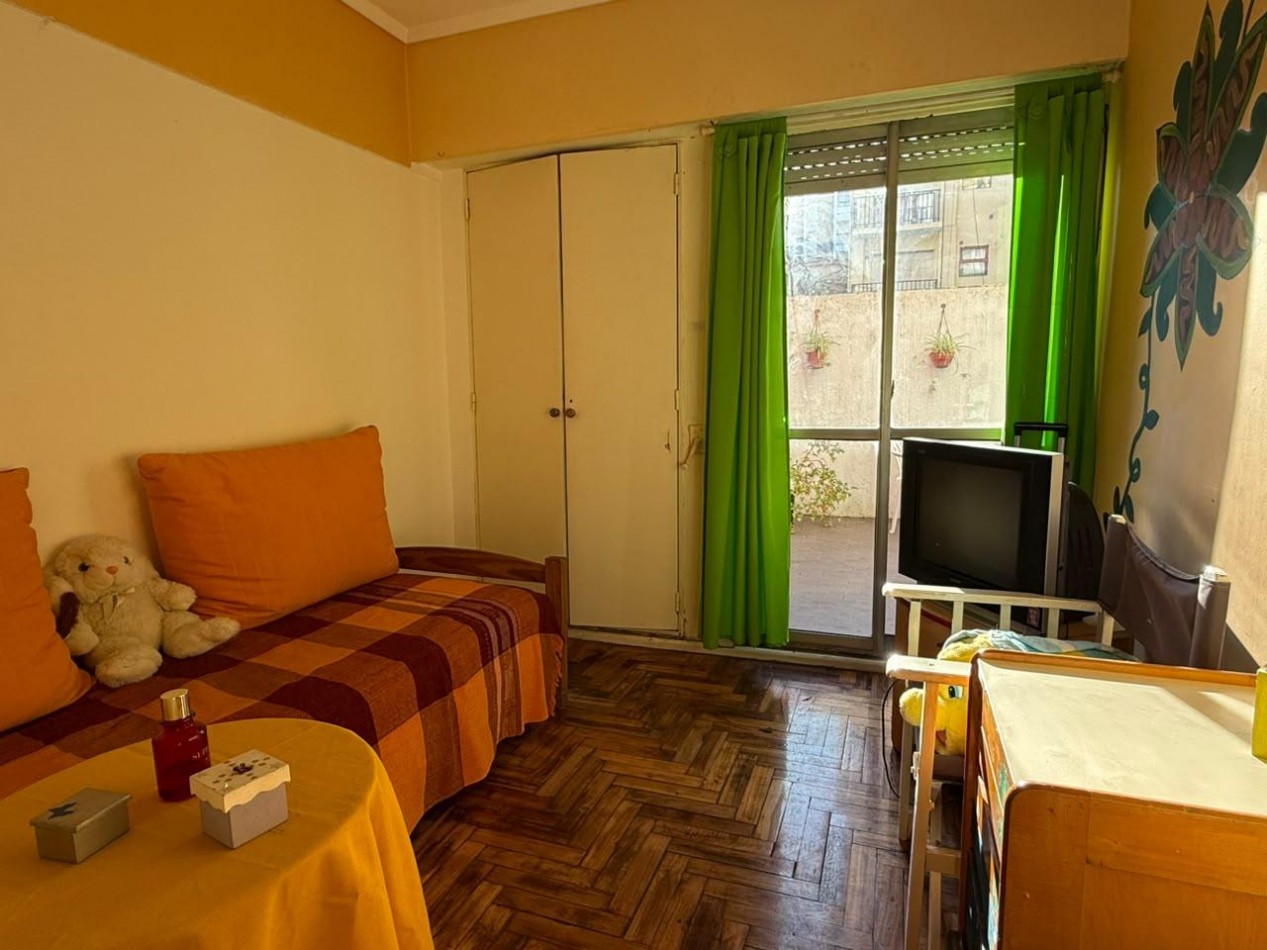Venta de departamento 3 ambientes con dos patios- 