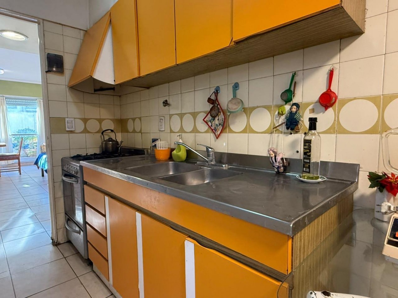Venta de departamento 3 ambientes con dos patios- 