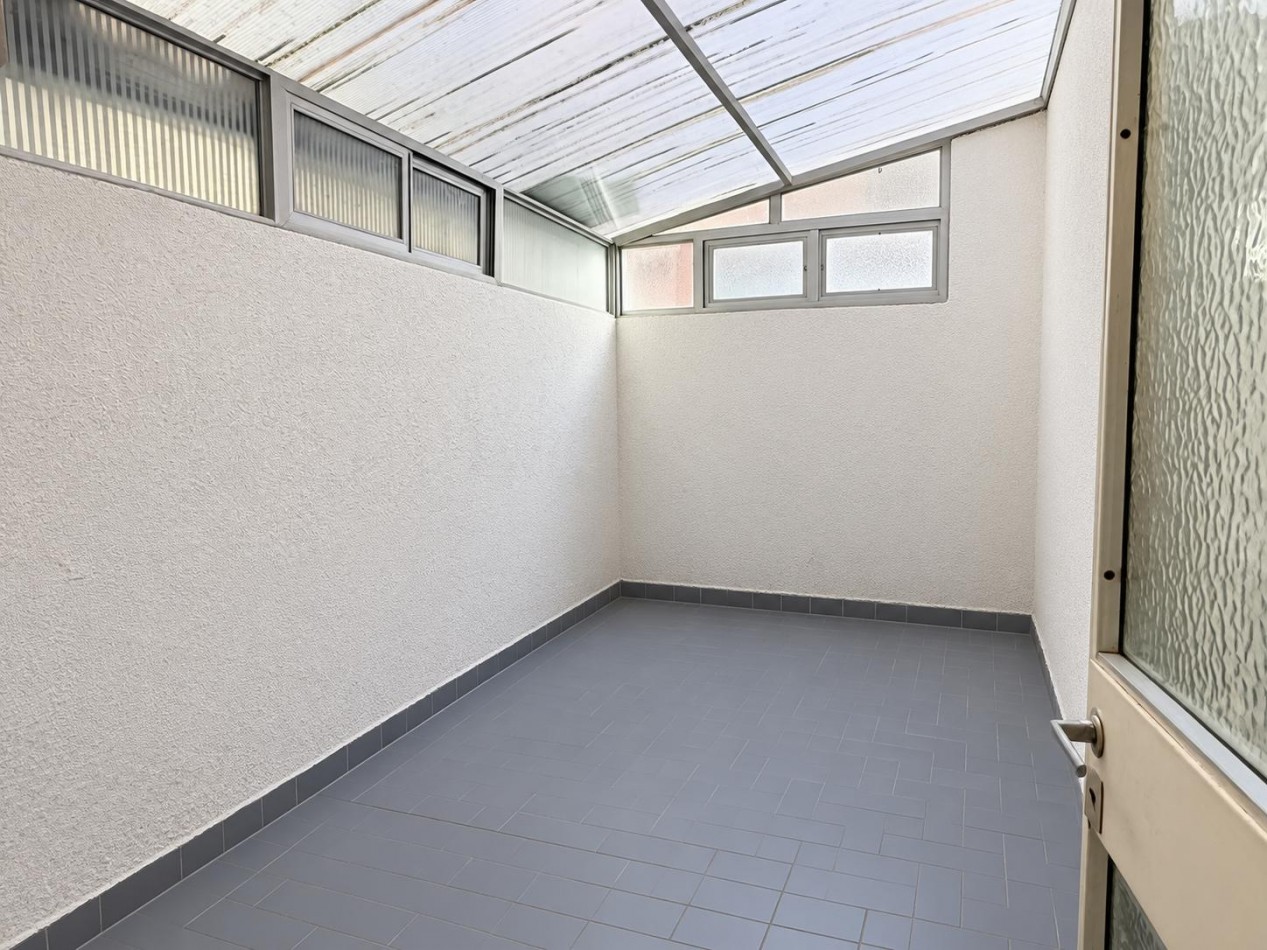 Venta de departamento 3 ambientes con dos patios- 