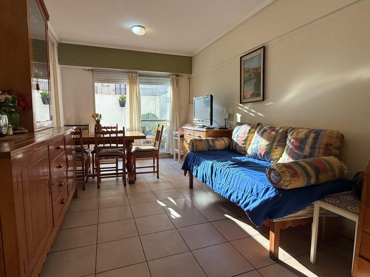 Venta de departamento 3 ambientes con dos patios- 