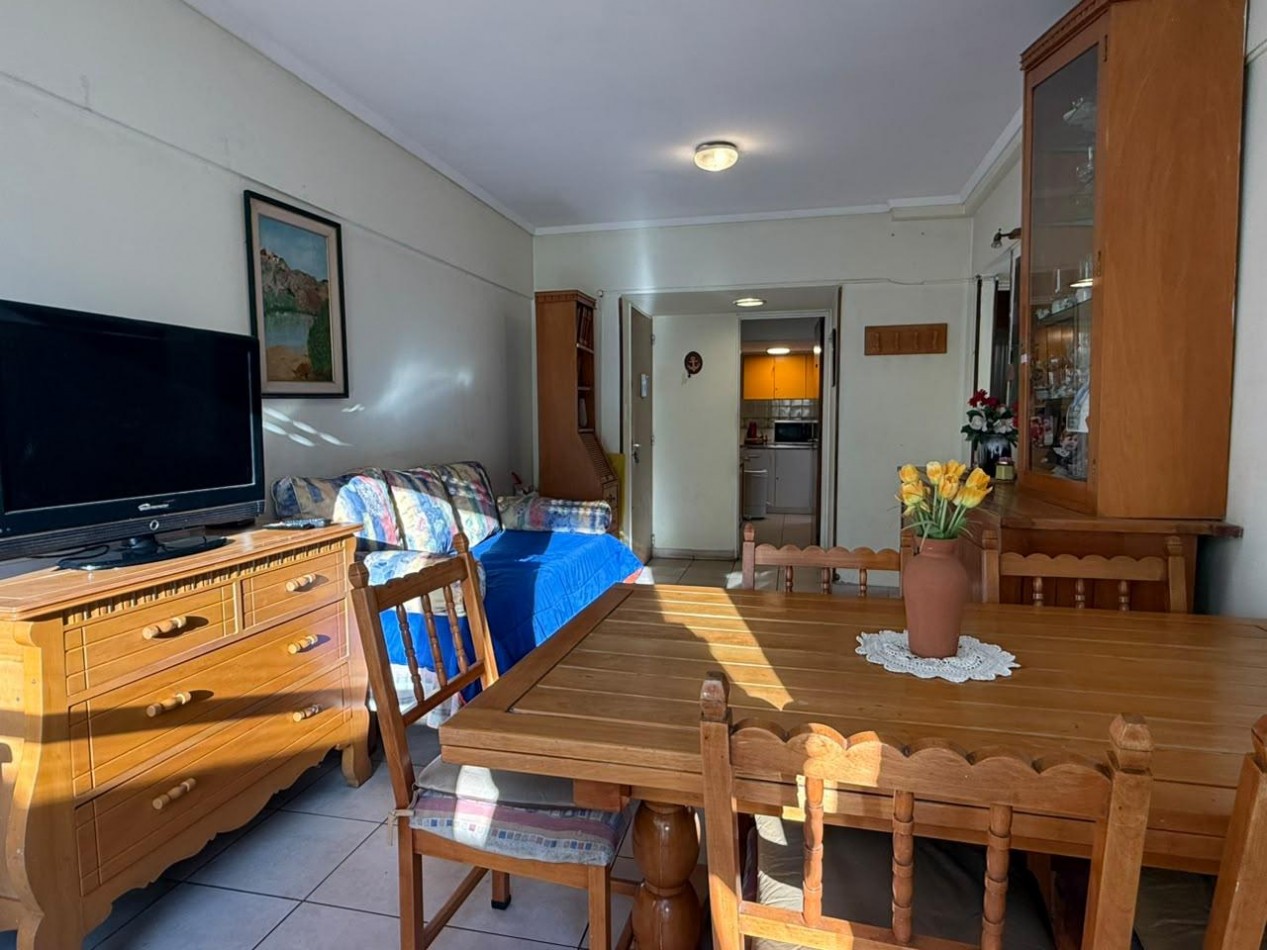 Venta de departamento 3 ambientes con dos patios- 
