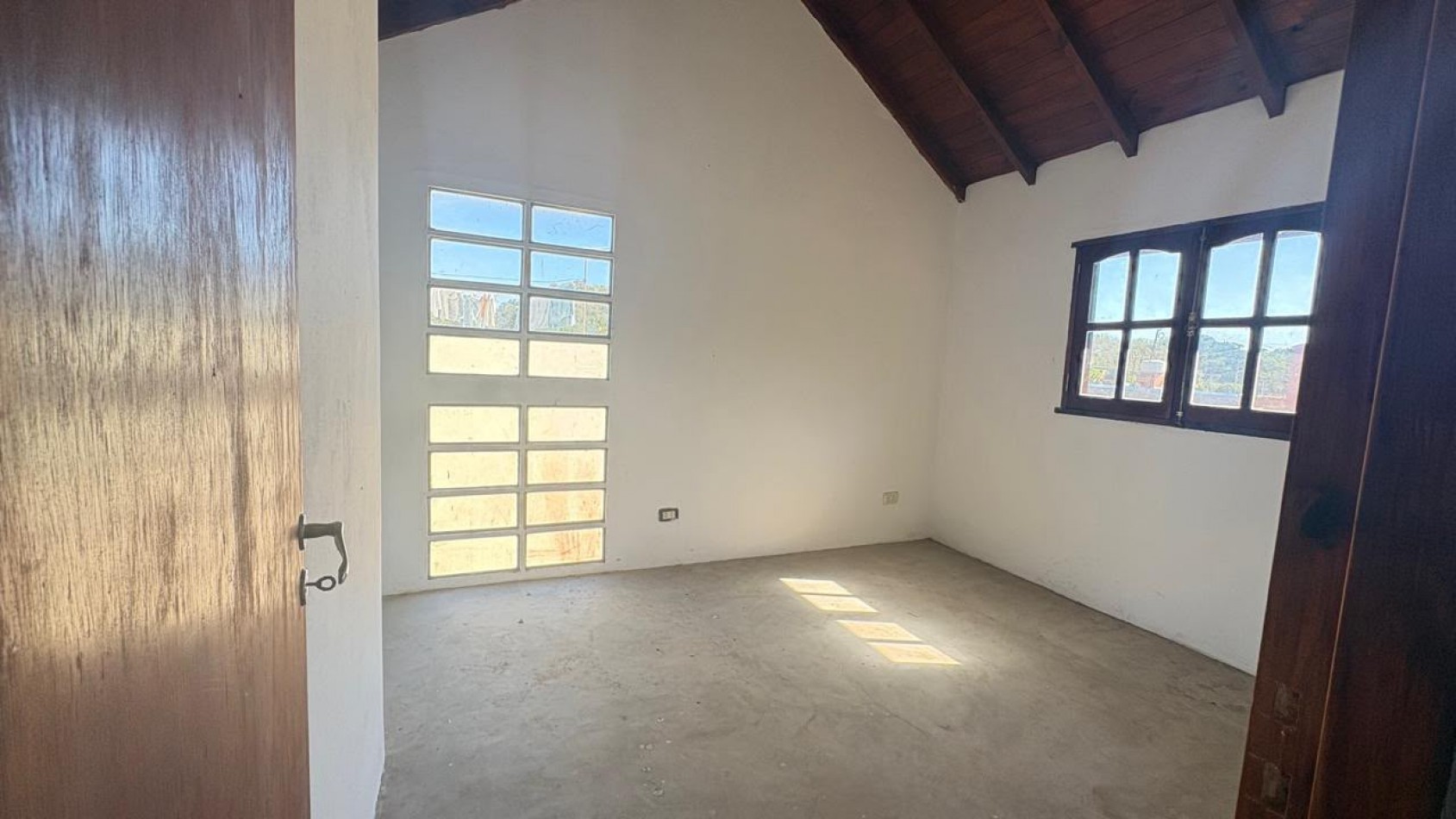Venta de casa 4 ambientes con gran parque y vista al mar- Santa clara del Mar