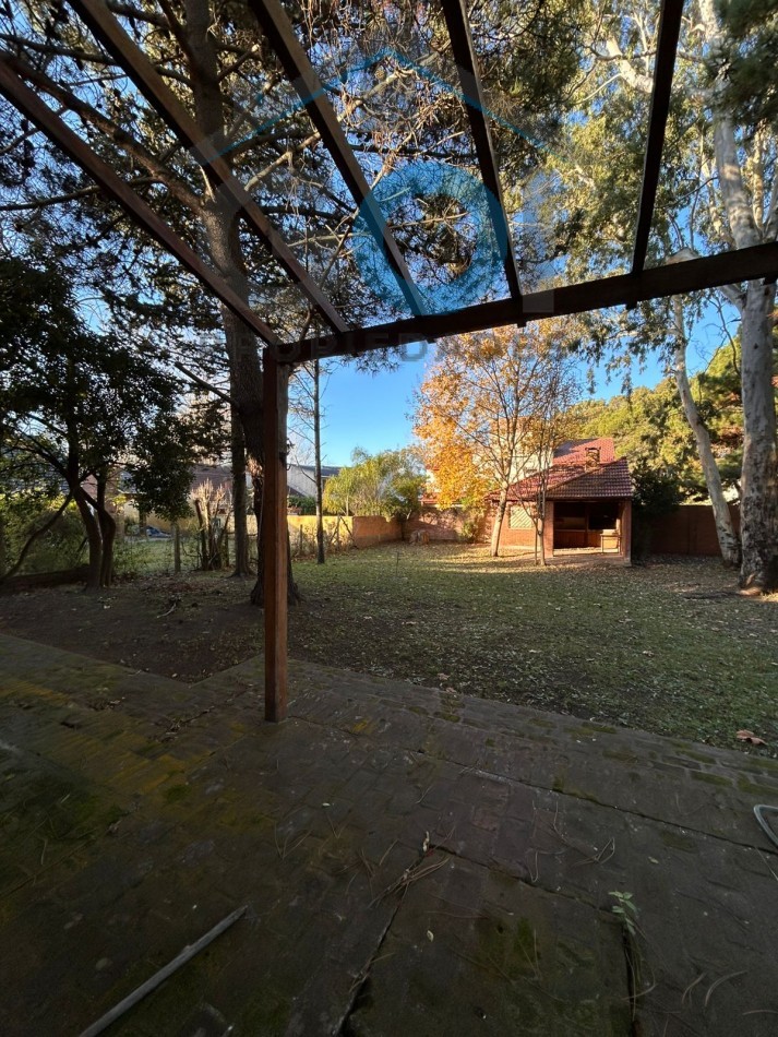 Venta de casa seis ambientes, La Lucila Del Mar