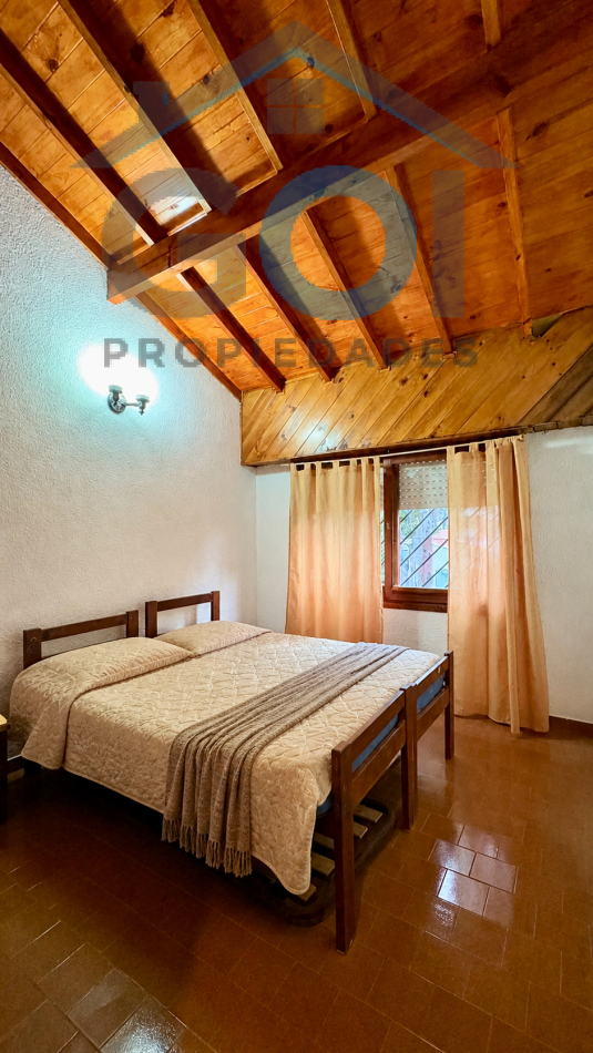 Venta de casa seis ambientes, La Lucila Del Mar