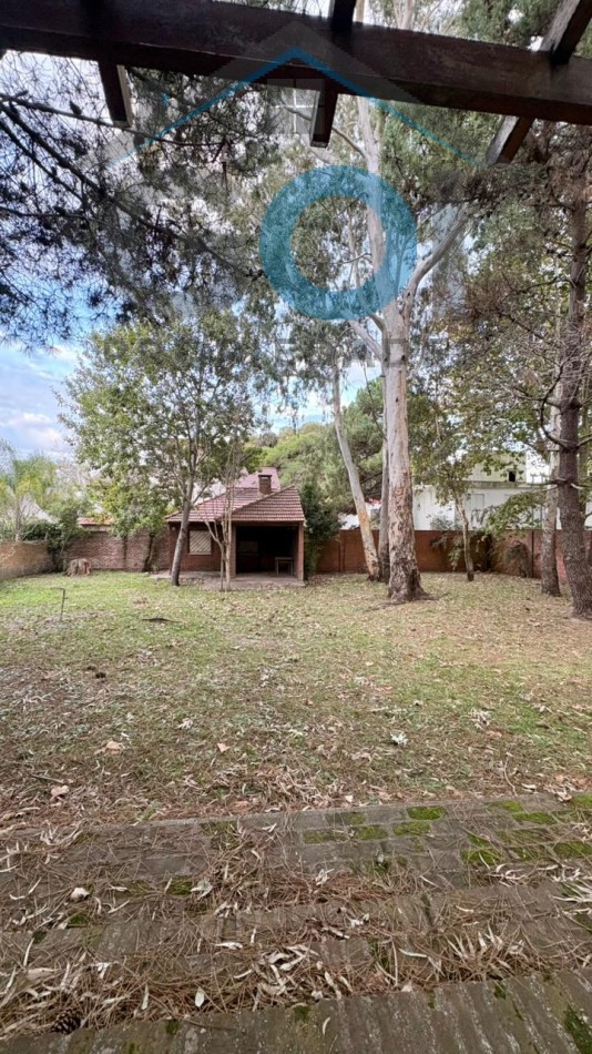 Venta de casa seis ambientes, La Lucila Del Mar