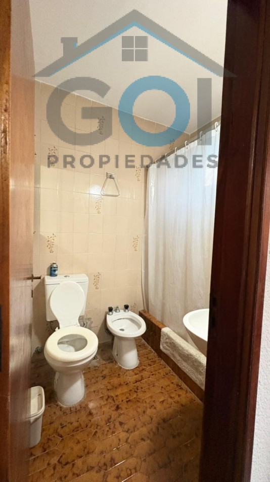 Venta de casa seis ambientes, La Lucila Del Mar