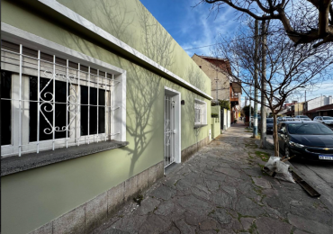 RETASADO!! PH 3 Ambientes a la calle con Patio y Galpon | Dorrego 3818 | Mar del Plata